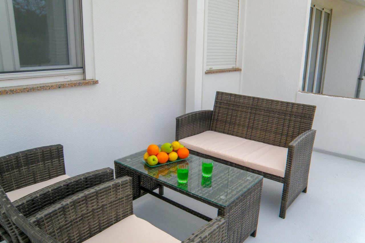Lada Apartmani Novalja Exterior photo